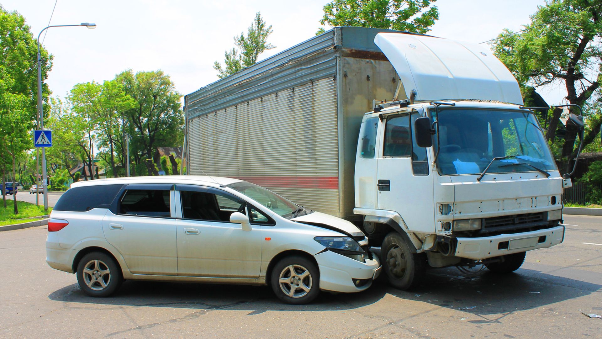 Filing a Truck Accident Claim in St. Louis title