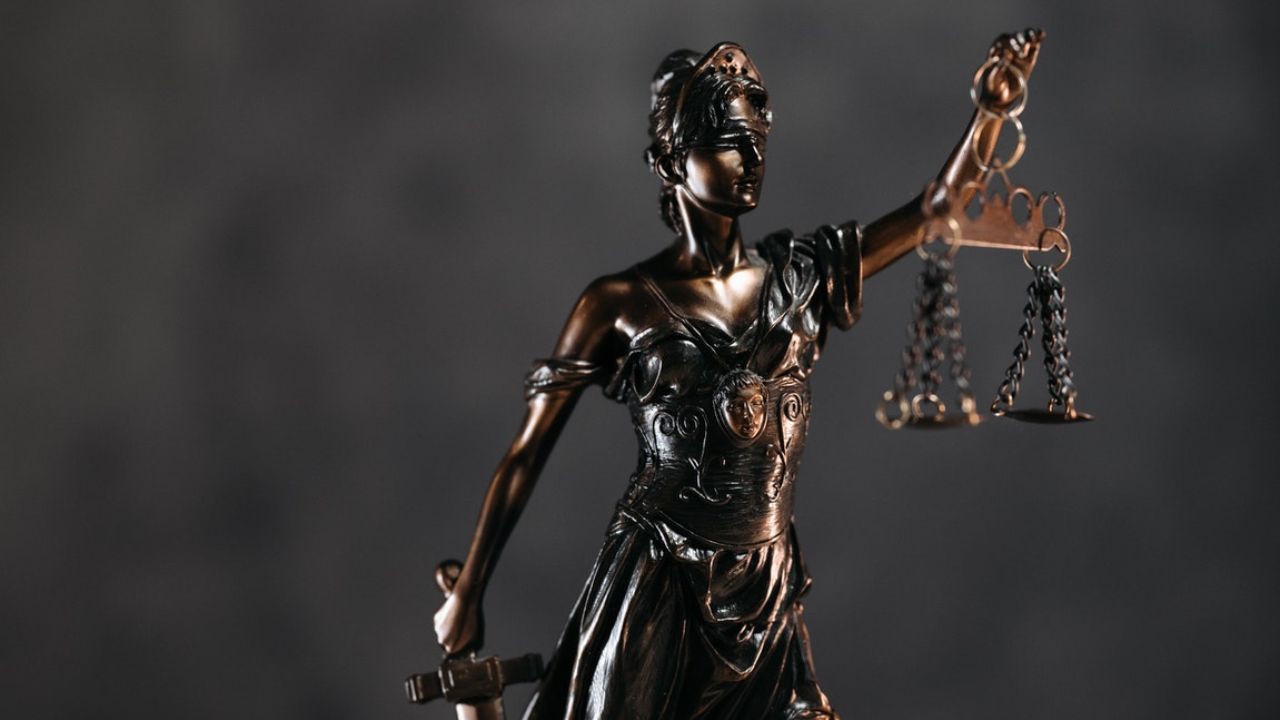 Overtime Laws in Missouri Is It Illegal Not to Pay Overtime title